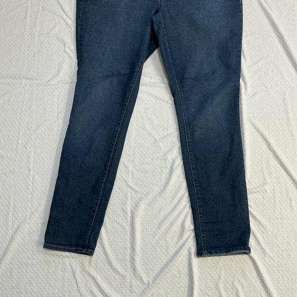 Torrid Dark Blue Skinny Jeans 18T 18 Tall - Picture 3 of 8